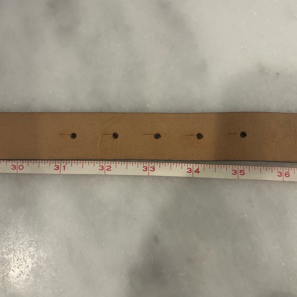 Women’s Carlisle size Large 1”skin belt. 37” length. lizard/snake grey tone - Picture 8 of 8